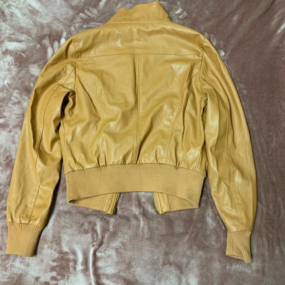 jacket - Picture 2 of 2